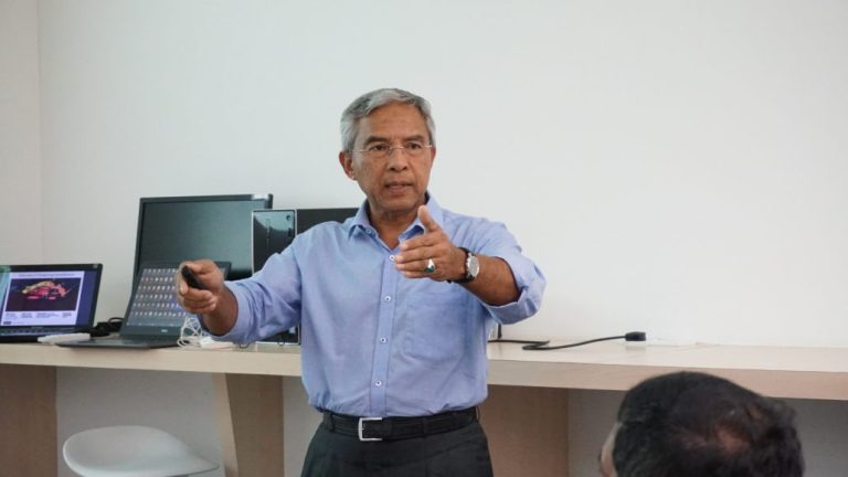 Dato' Captain Abdul Rahim Abd Aziz